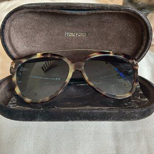 Tom Ford Livia sunglasses 58 14 140 gray tortoise shell hard case cloth